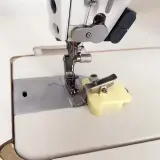 Guide Couture Magnétique Crabe Plastique
