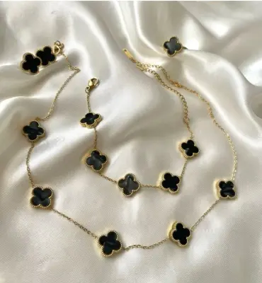 VAN CLEEF NOIR / BLANC