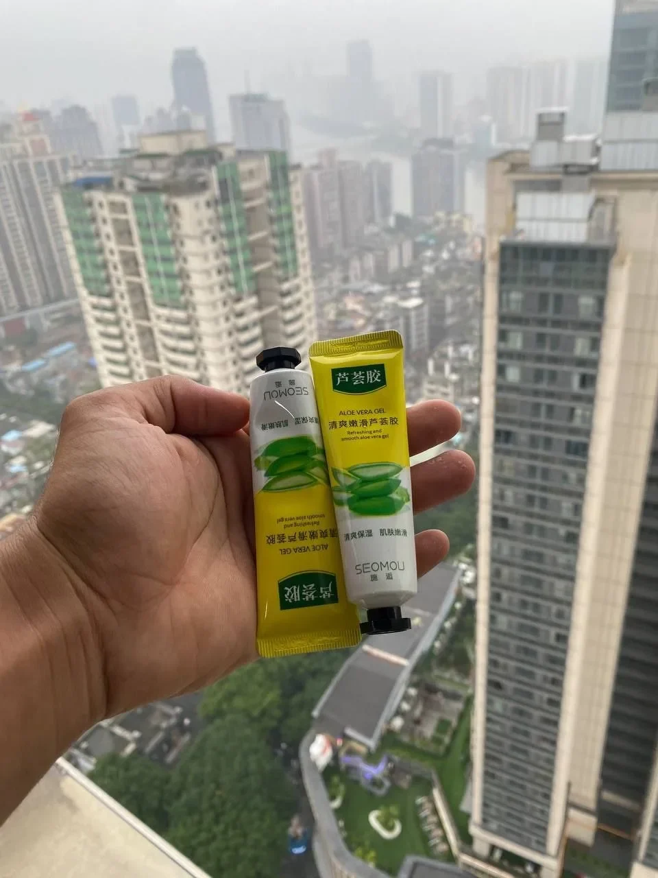 Gel Aloe Vera pour les mains et le corps