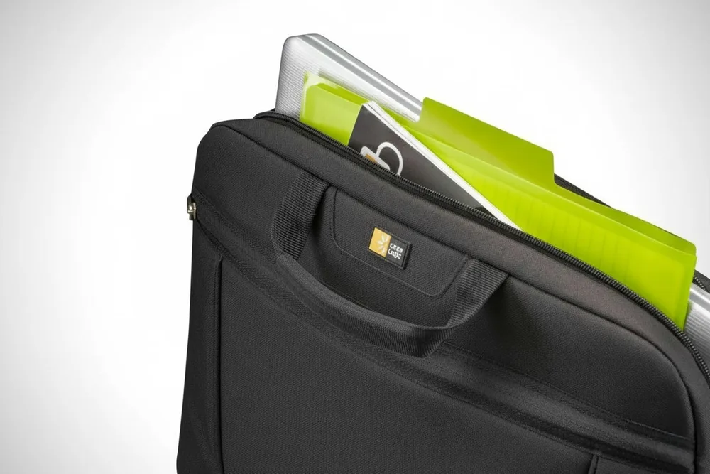 Cartable pc case logic 15,6 pouces
