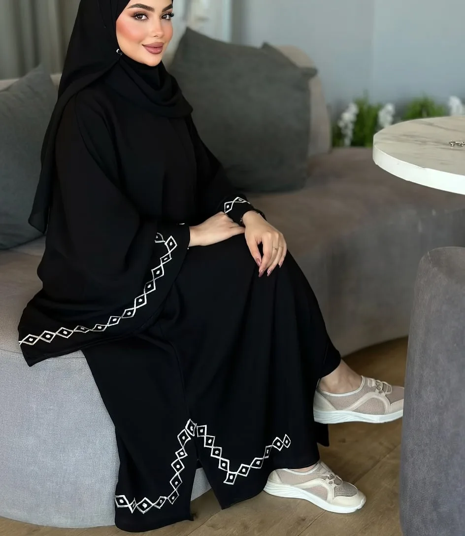 عباءة الياسمين الفاخرة