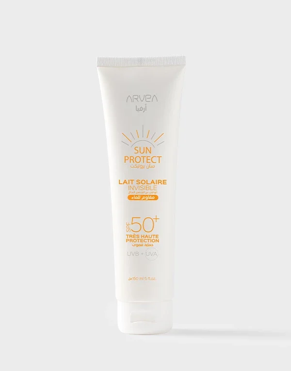 LAIT SOLAIRE INVISIBLE SPF 50 + SUN PROTECT 150ML سائل واقي من الشمس للجسم