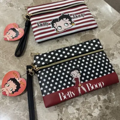 Pochette Betty