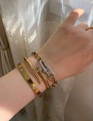 كارتي كلو لوف تيفاني