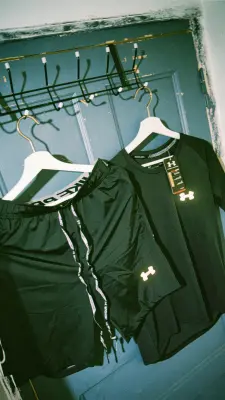 Ensmble under armour black running