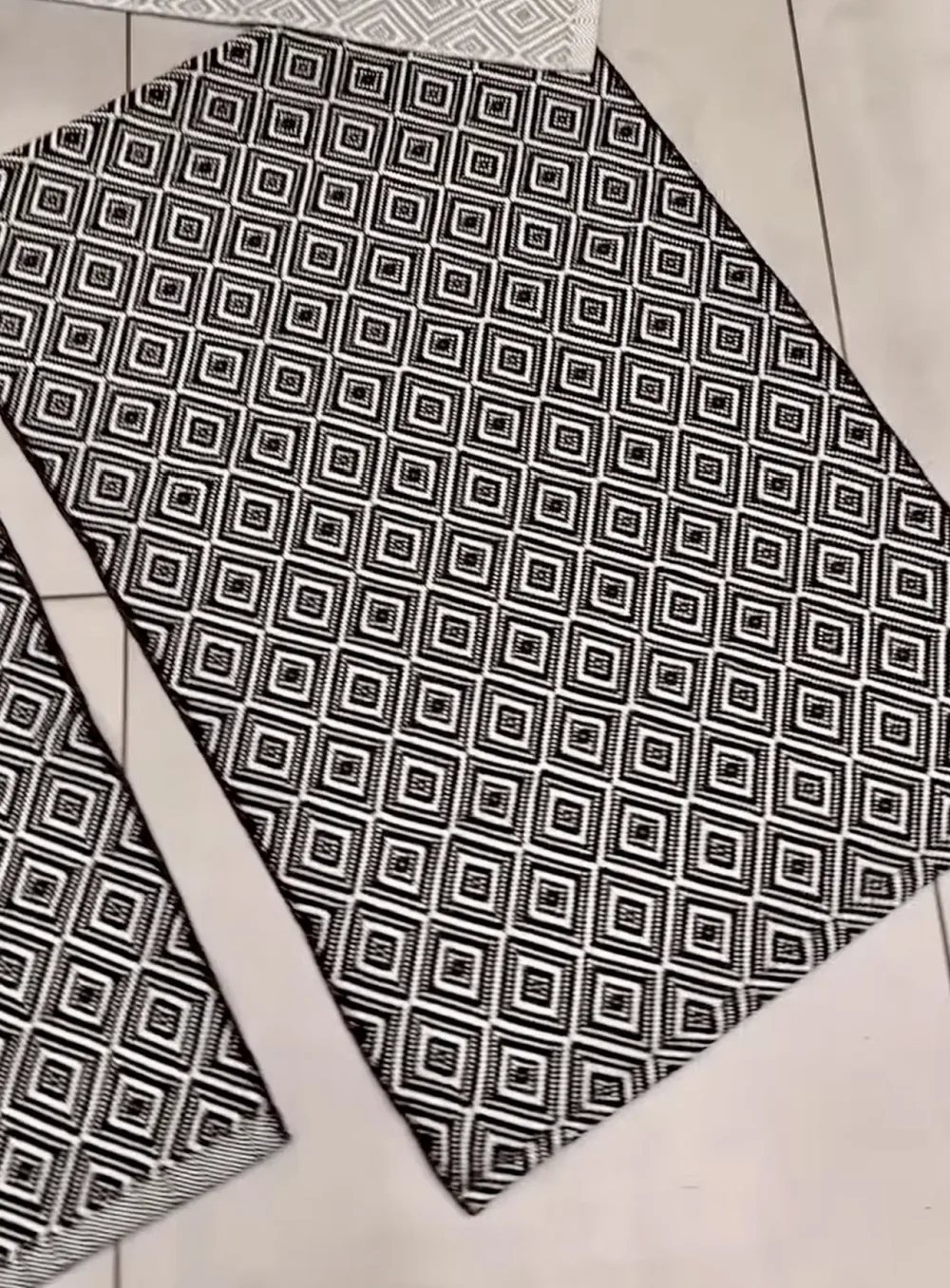 🏠 TAPIS GÉOMÉTRIQUE PETIT FORMAT