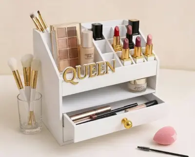 منظم مستحضرات التجميل الفاخر "QUEEN"