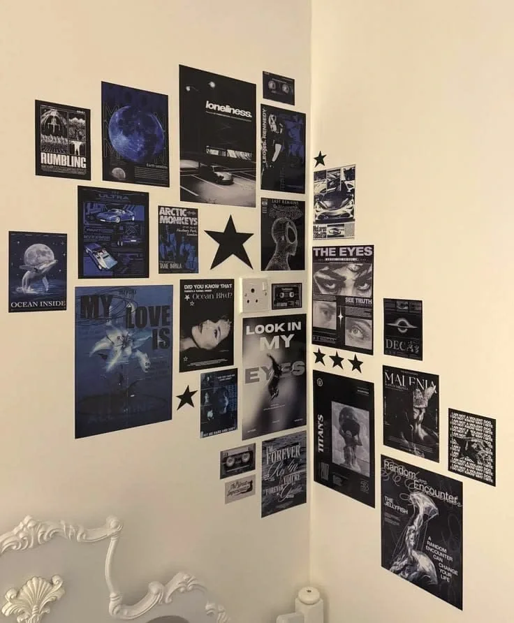 Posters A4 (حسب الطلب )