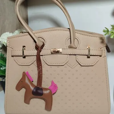 حقيبة H بيج