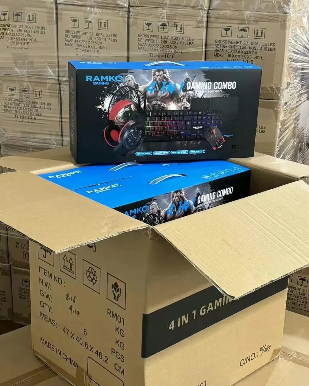 باك معدات gamer 4 in 1 كيبورد ماوس سماعات...الخ