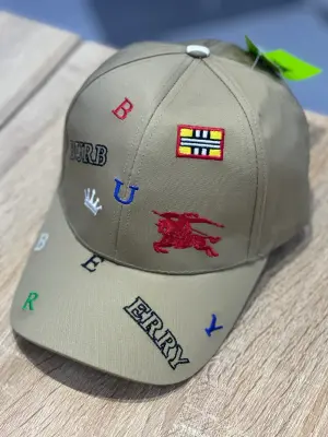 كاسكيطة باربيري Burberry
