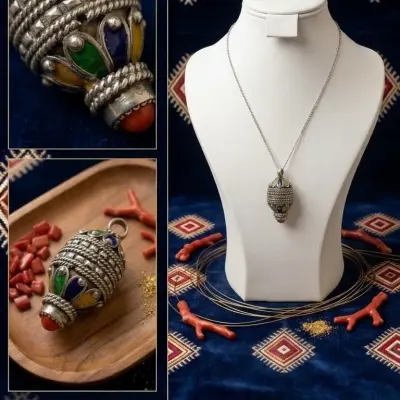 Pendentif Kabyle  Émaillé – Argent & Corail