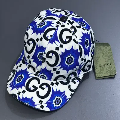 كاسكيطة غوتشي Gucci ازرق أبيض