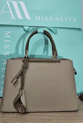 MISS ALITA SAC