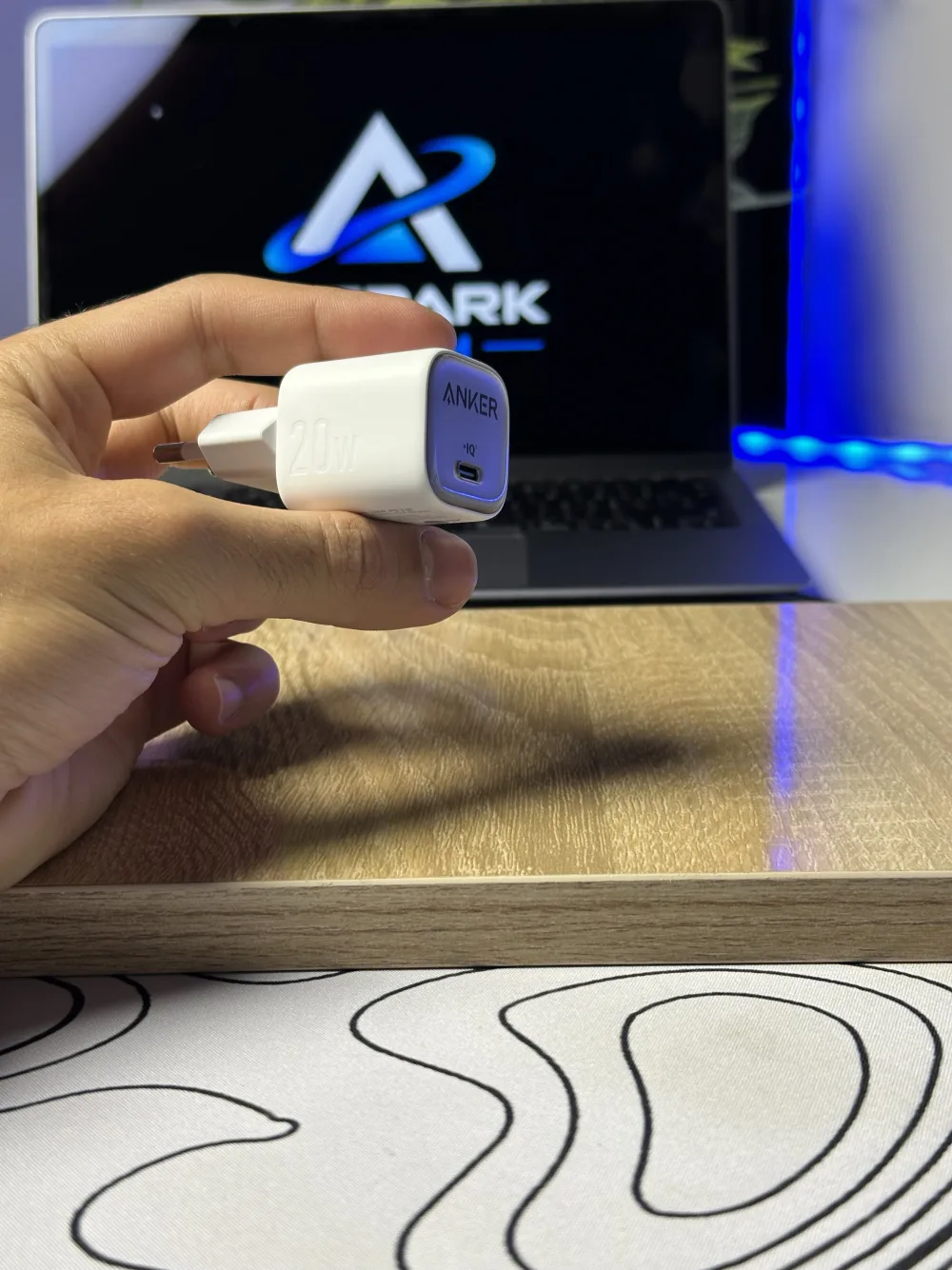 Anker Charger 20W Tc-Iphone