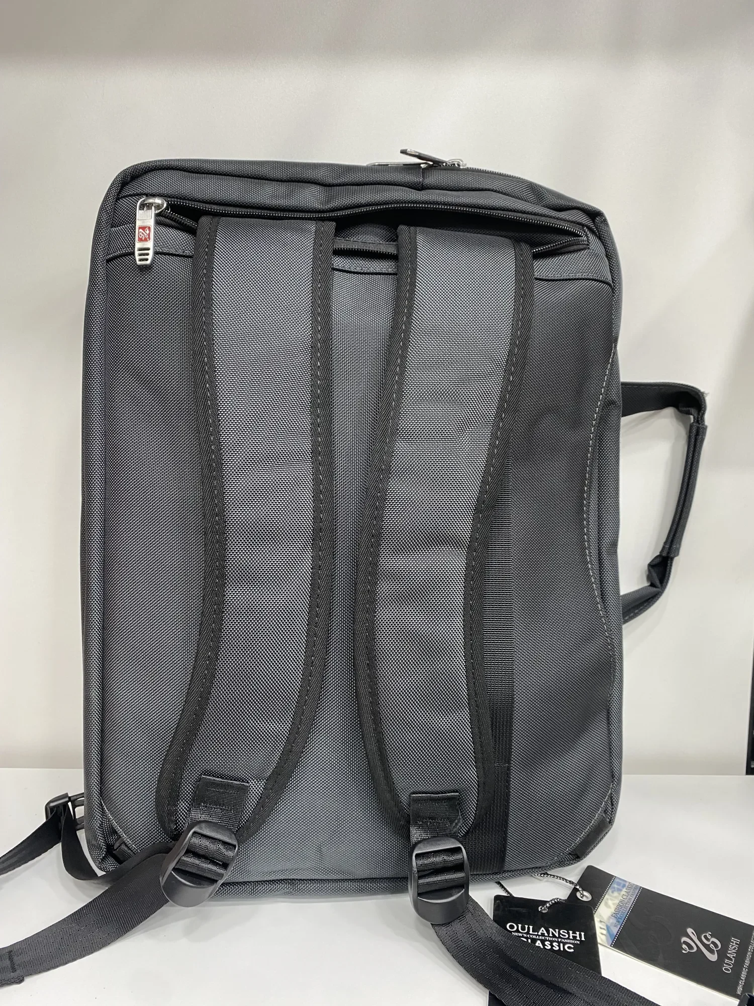 Cartable et sac à dos 2 en 1