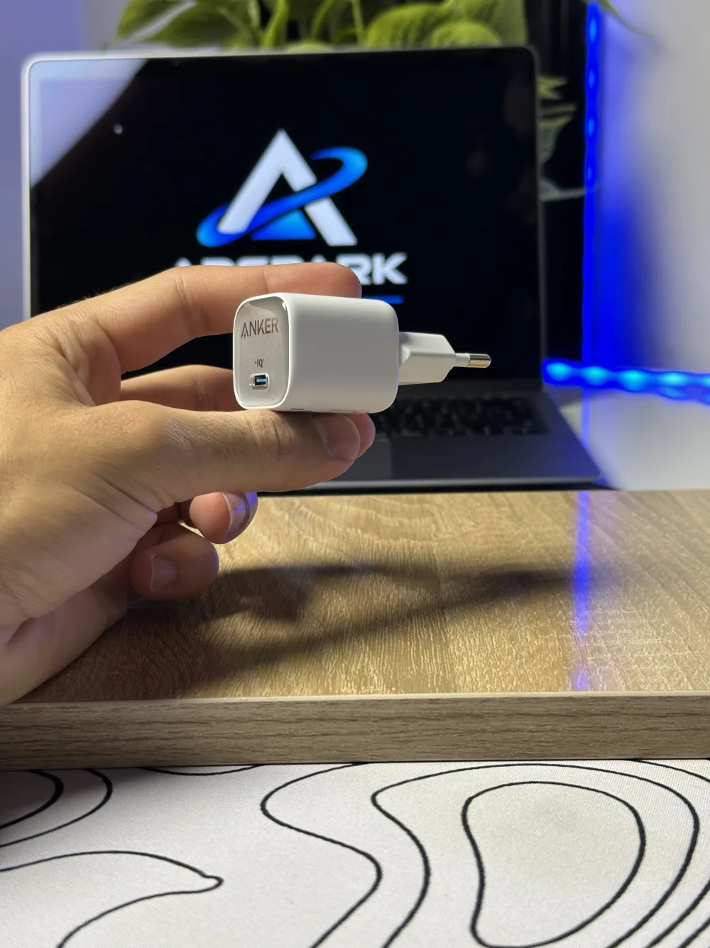 Anker Charger 20W Tc-Iphone