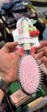 Brosse a cheveau cerise