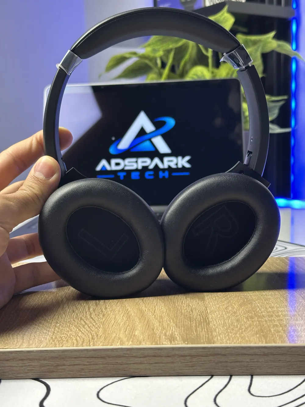 Anker Soundcore Q20i