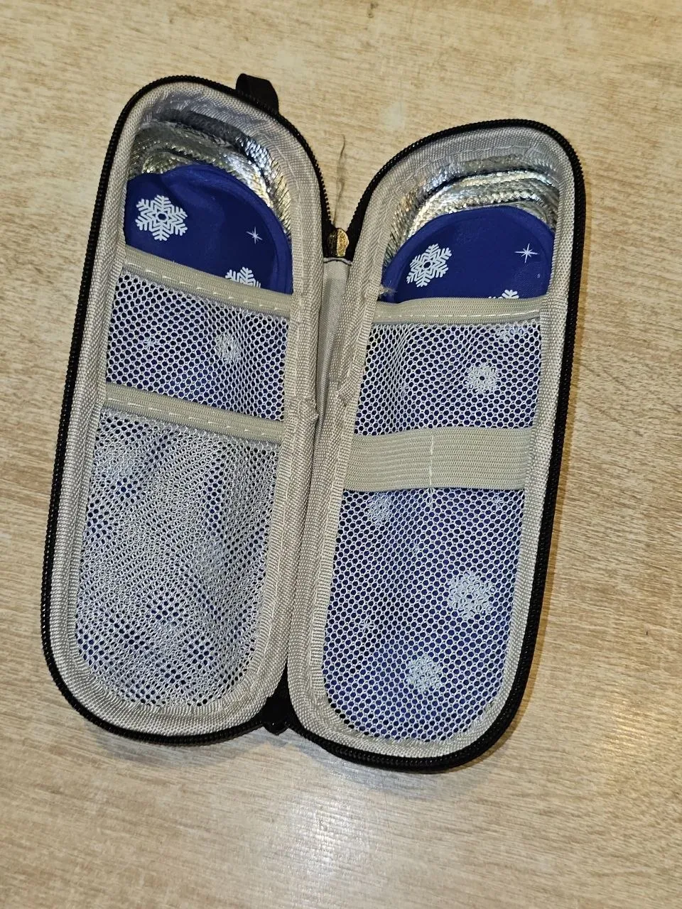 ❄️ TROUSSE DE RANGEMENT VOYAGE - GRIS BLEU FLOCONS