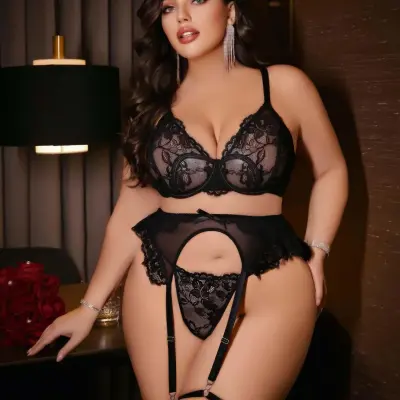 طقم رباط ساق  مزين بالدانتيل