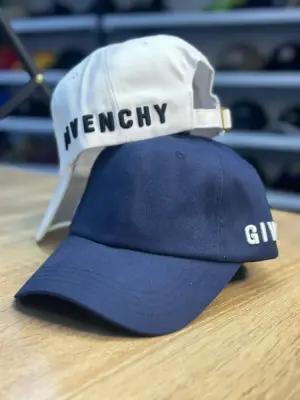 كاسكيطة جيفانشي Givenchy