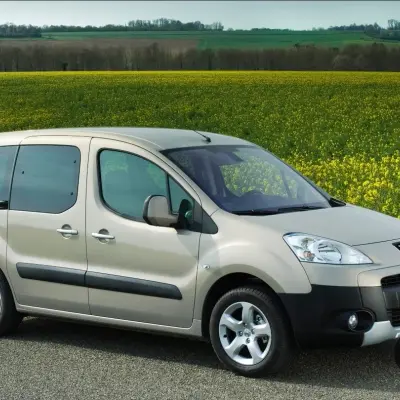 كوفار كابو Peugeot Partner Tepee