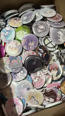 pins ( حسب الطلب )