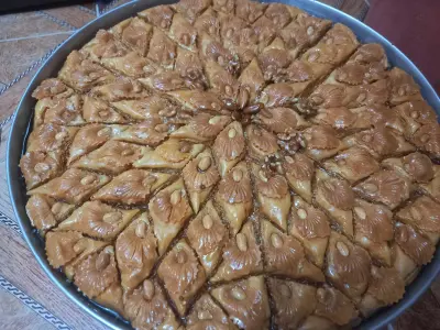 بقلاوة