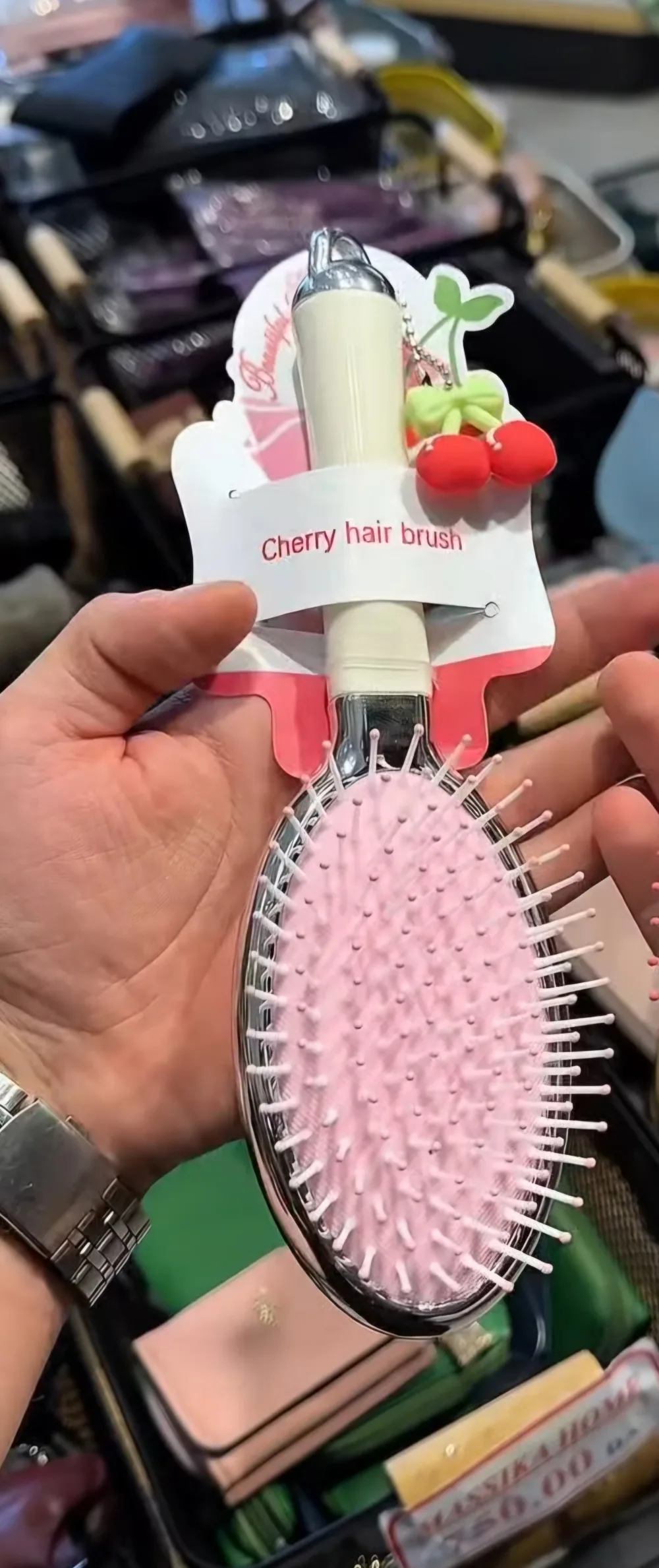 Brosse a cheveau cerise