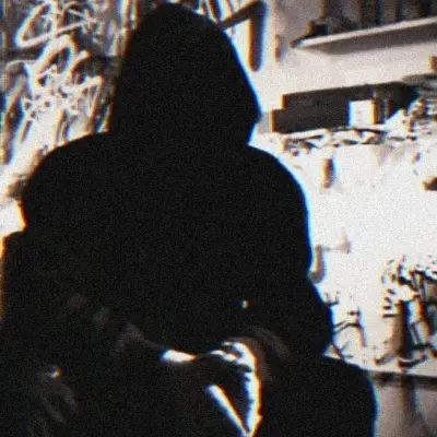 ايقون 15 برو
