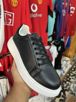 Basket simple noir