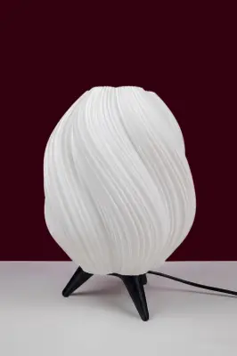 Sworly Lamp