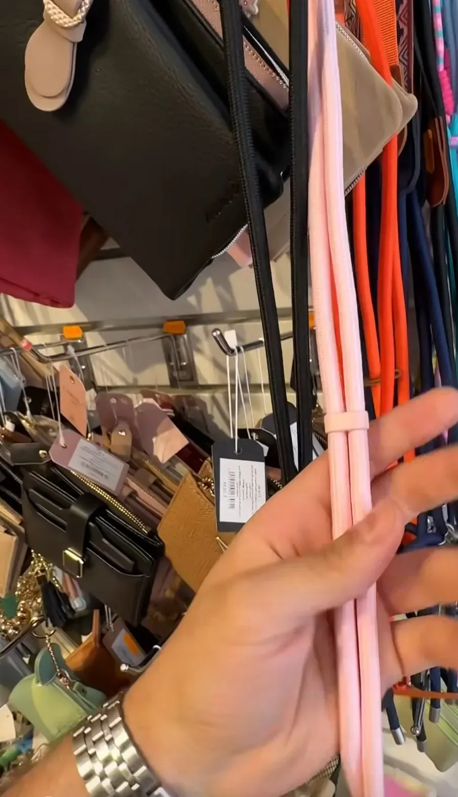 Laniére pour smartphone