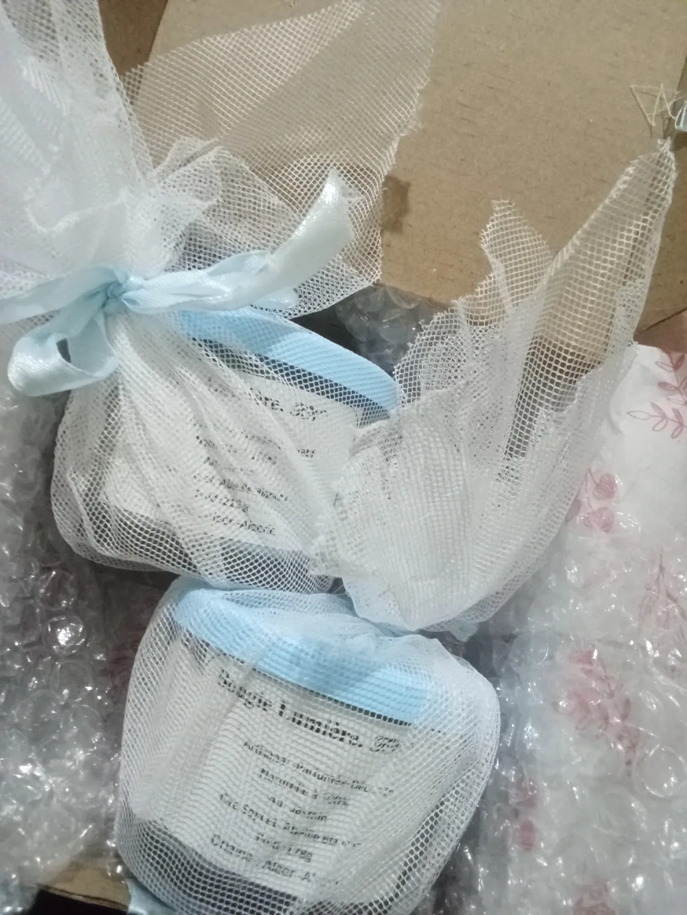 bougie blanche au jasmin