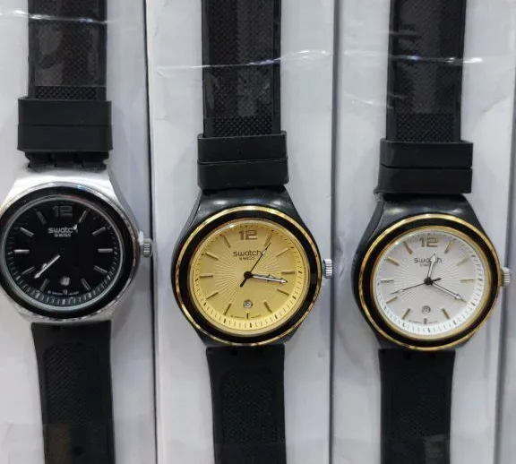 ساعة يد شبابية swatch لون ( )