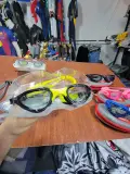 نظارات سباحة للصغار