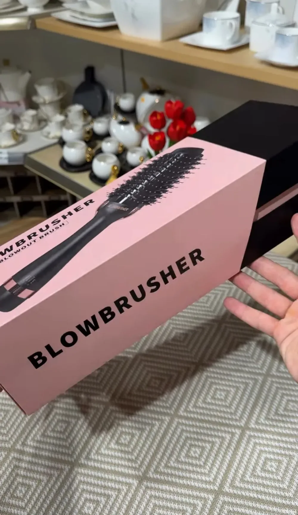 Brosse Soufflante 2-en-1 – Sèche, Lisse & Coiffe en un seul geste