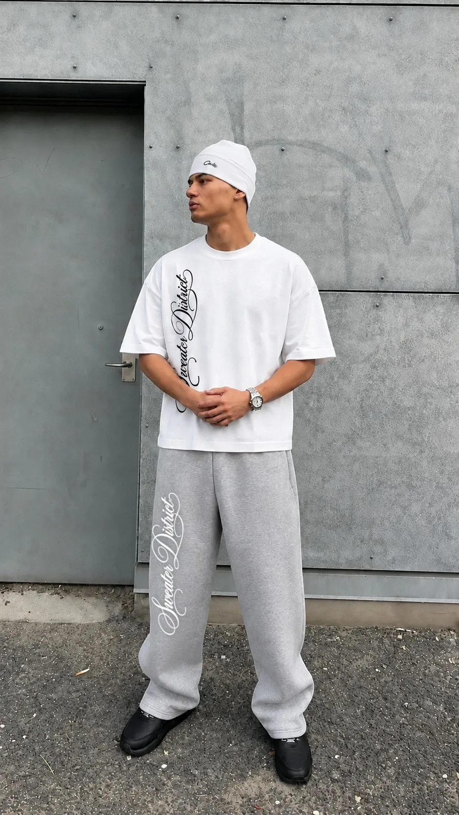 Ensemble Sweater Tshirt + baggy