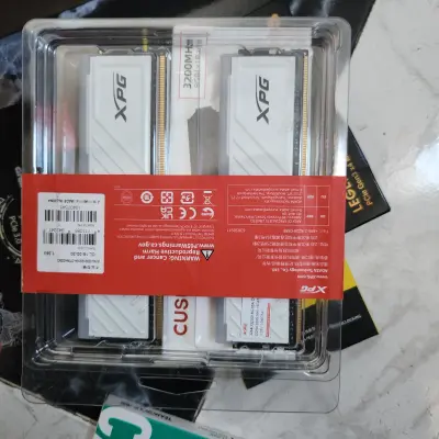 Xpg 32gb rgb 3200 mhz White