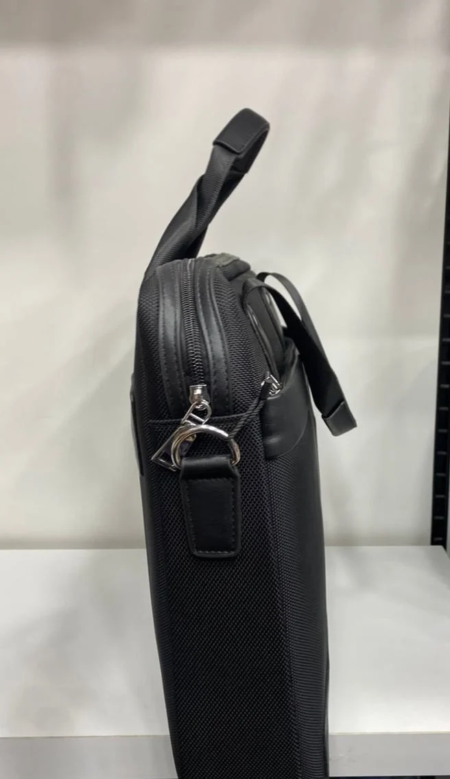 Cartable élégant multipoches