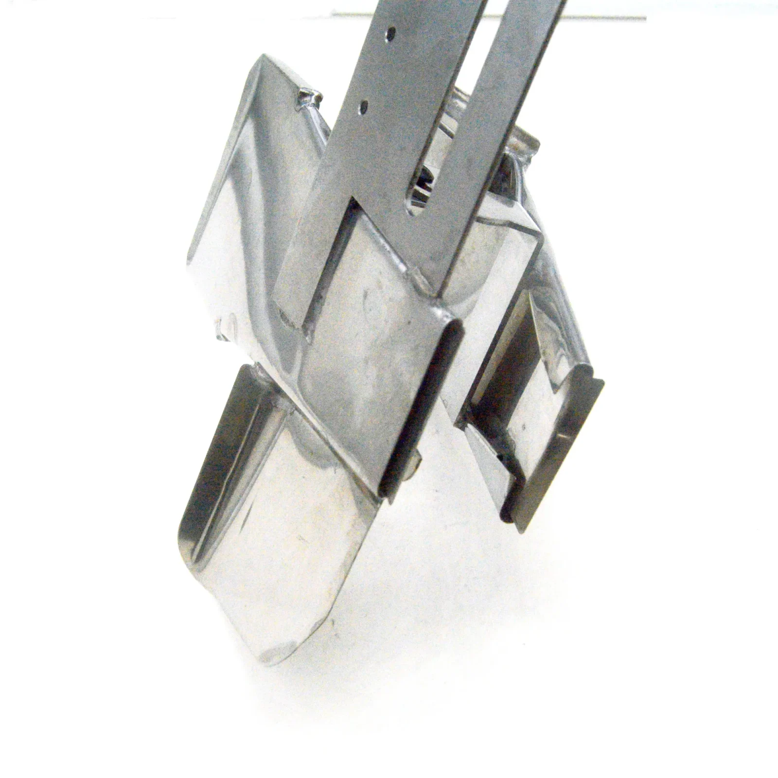 Guide de Couture Pour Machine Ceintureuse DY437