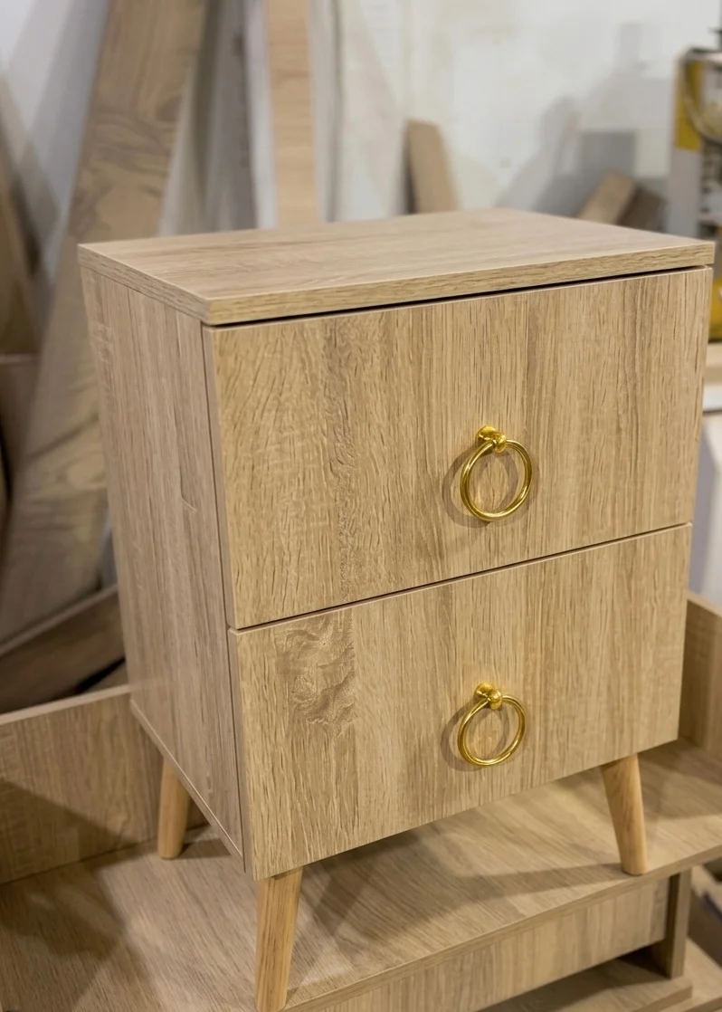 Table de nuit الأرضي
