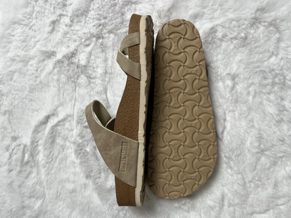 BIRKENSTOCK MAYARI 👣