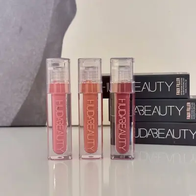 Huda Beauty Faux Filler Extra Shine Lip Gloss