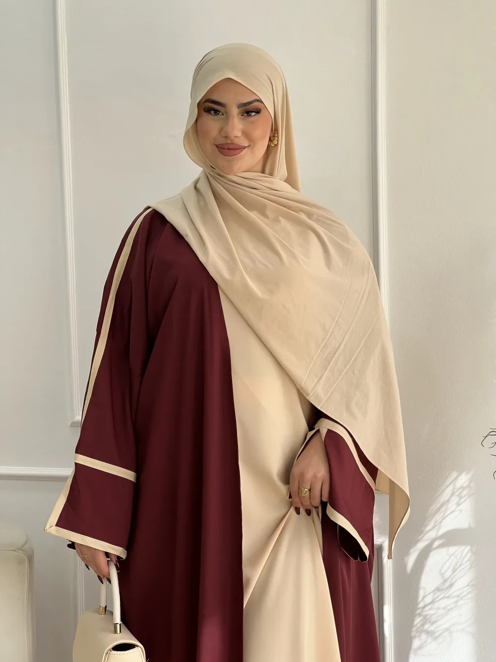 Abaya Luna