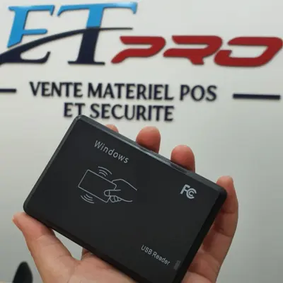 قارئ RFID USB
