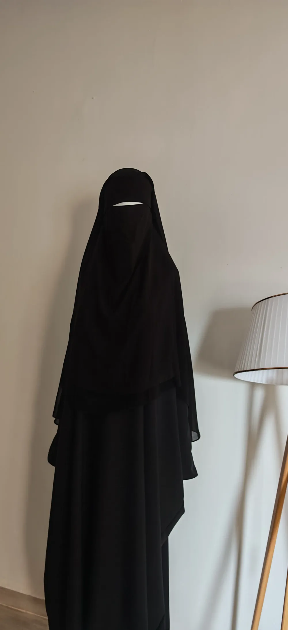 نقاب عملاق بدون تينده