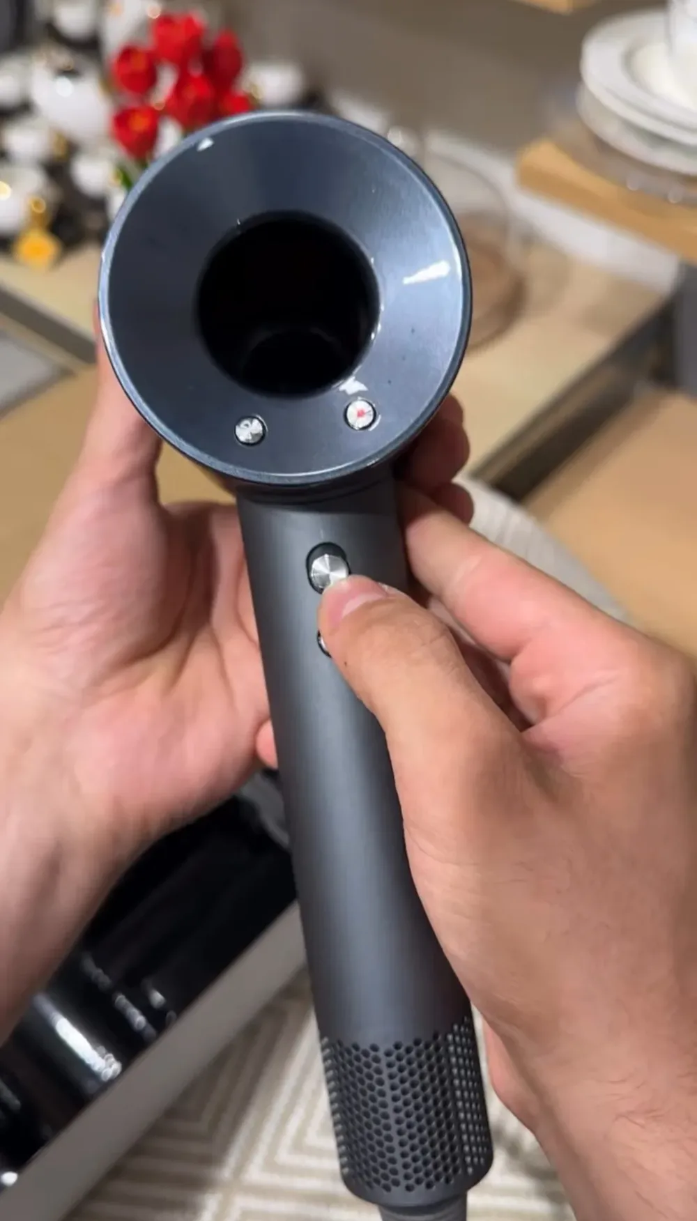 Sèche-cheveux Haute Vitesse Professionnel – Séchage Rapide & Protection des Cheveux