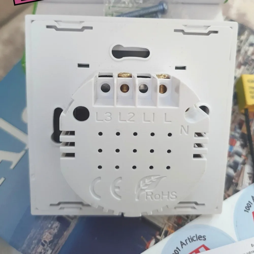 Interrupteur Tactile intelligent Wifi Tuya Smart, sans ou avec Neutre